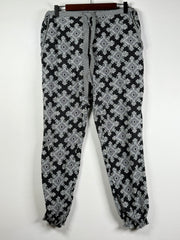 Love To Lounge (ST-22)